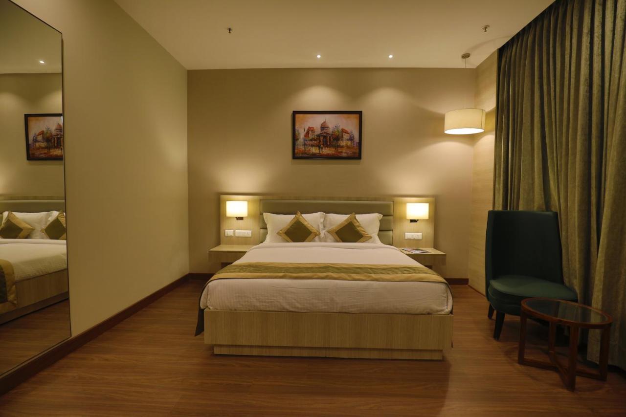 Goa Country Club Hotel Gurgaon Luaran gambar