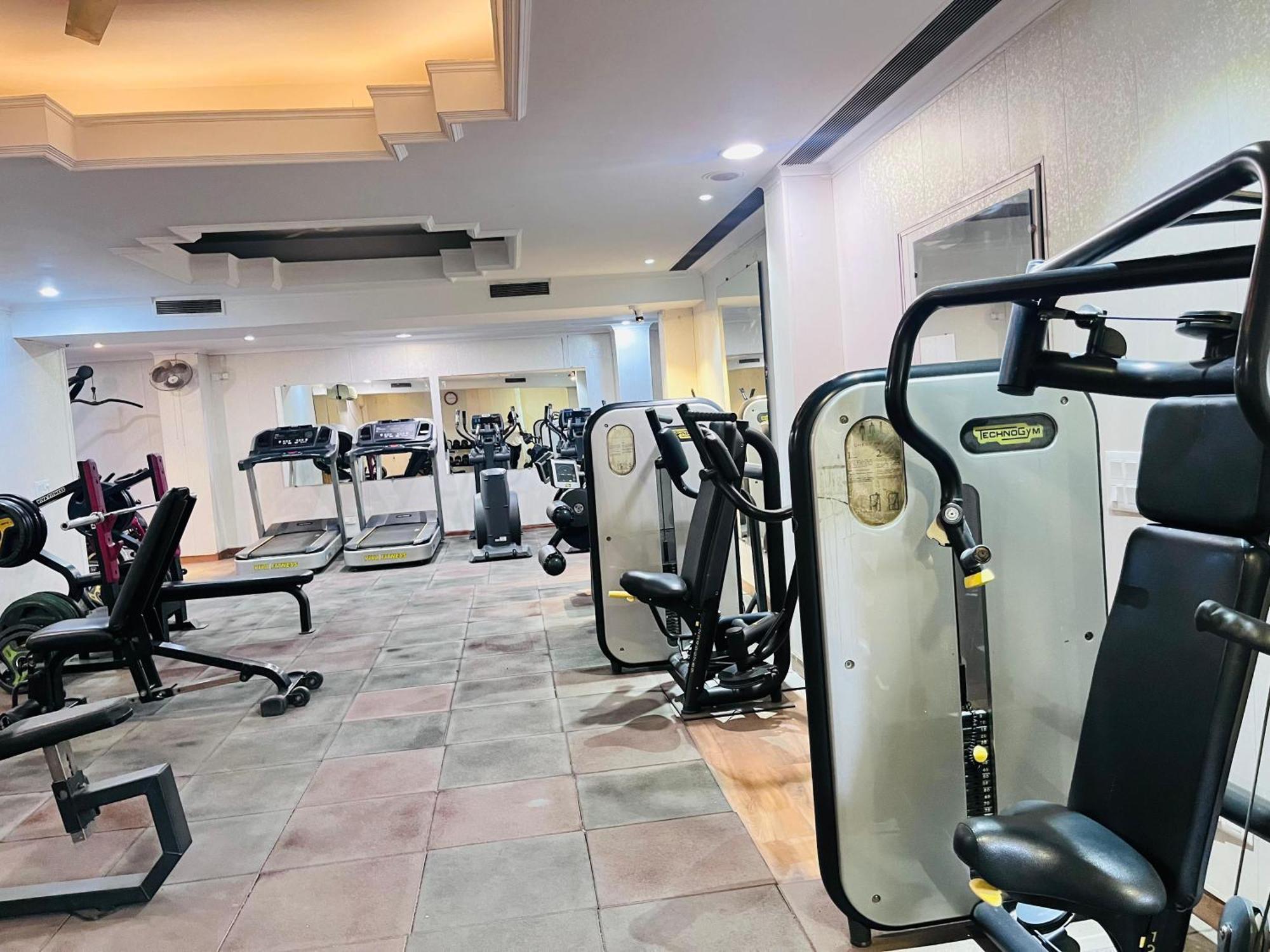 Goa Country Club Hotel Gurgaon Luaran gambar
